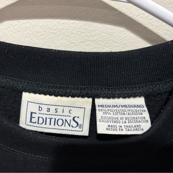 Vintage Happy Halloween Embroidered Basic Editions Sweatshirt, Women’s Medium - Picture 4 of 7